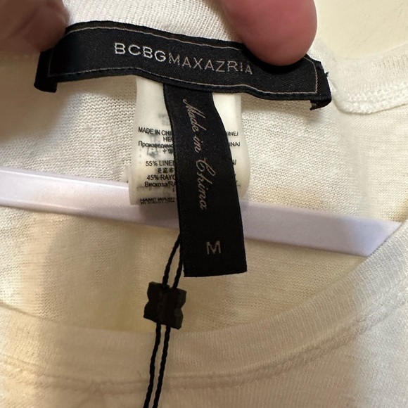 BCBG Maxazria Linen Flutter Sleeve Top Sleeveless Top Off White NWT Medium Boho - Picture 3 of 5